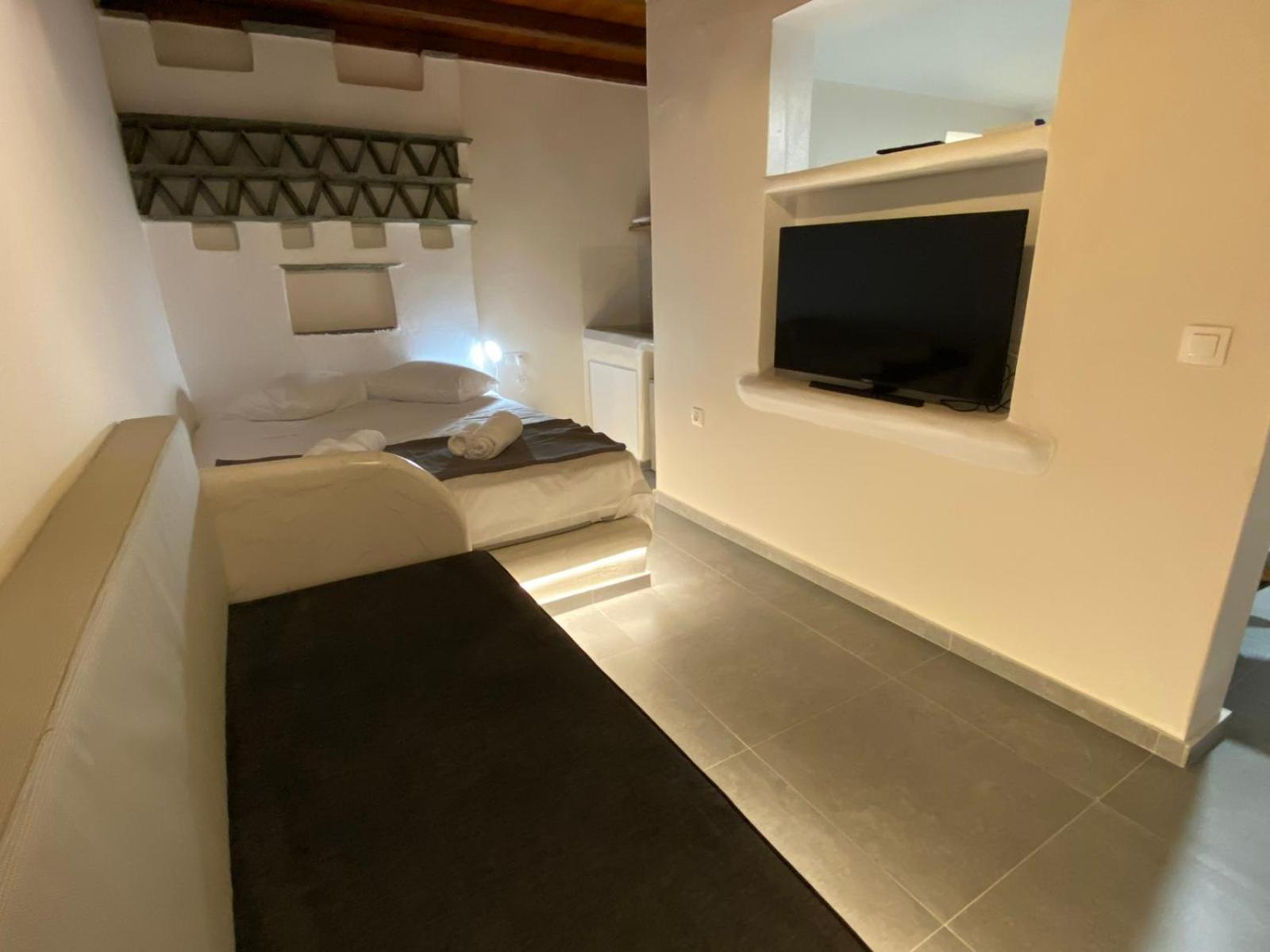 Iakovos' Luxury Penthouse Apartment Tinos Exterior photo