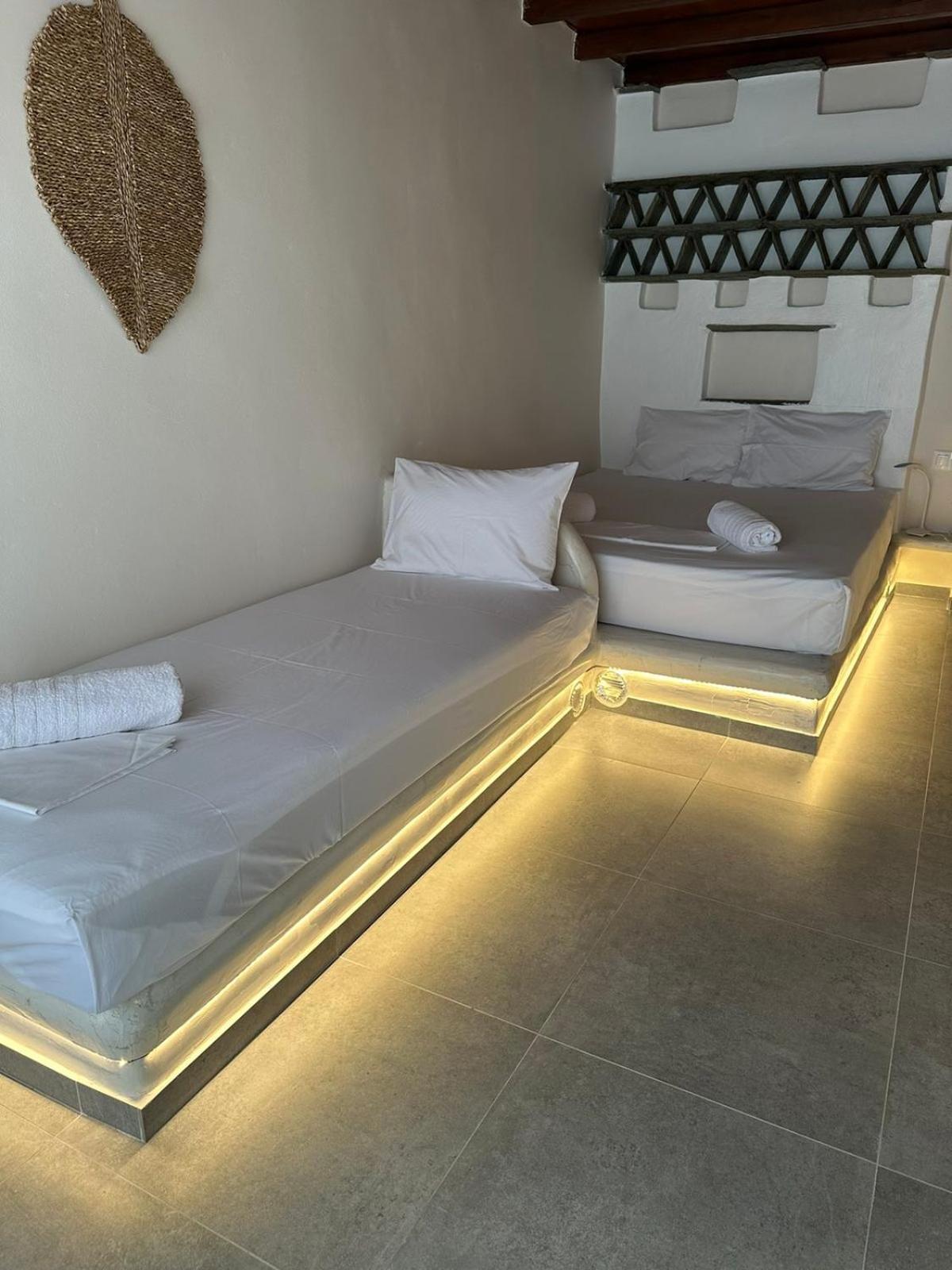 Iakovos' Luxury Penthouse Apartment Tinos Exterior photo